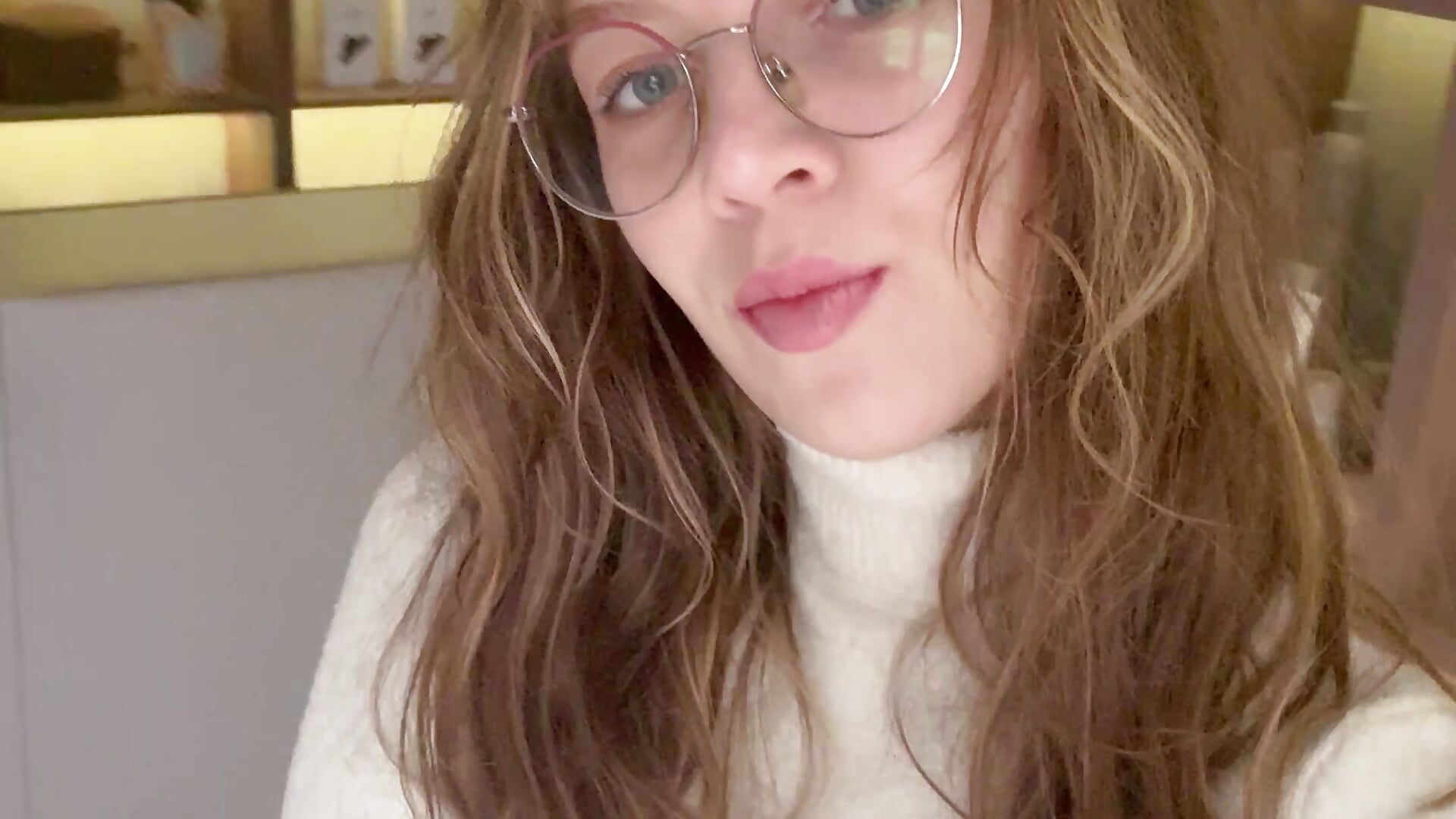 Cute – video modela na kameri TouchTina