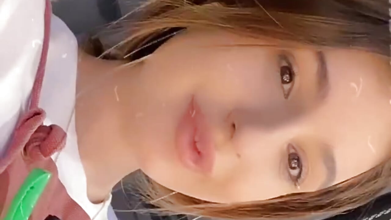 Just life as it is — real, warm, and beautiful 💛 - βίντεο μοντέλου ElviDesire