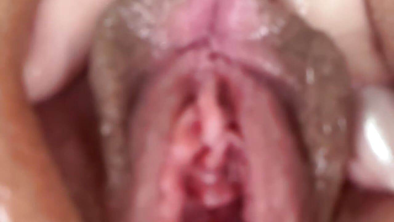 My pussy is right on your face - video by EllaMist cam model