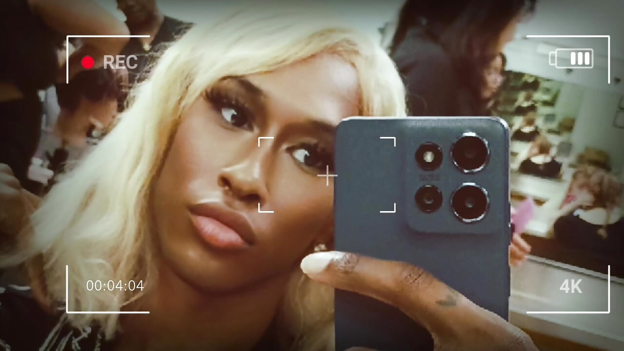 😘 - vídeo de la modelo de cam TsFendi