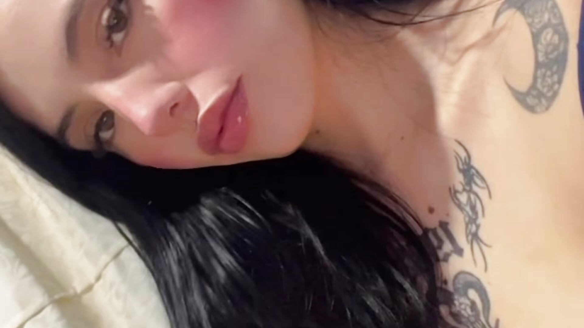 56ba504cb6894121acca6a128aff72ea - Vídeo de Tatiii1, modelo de vídeos