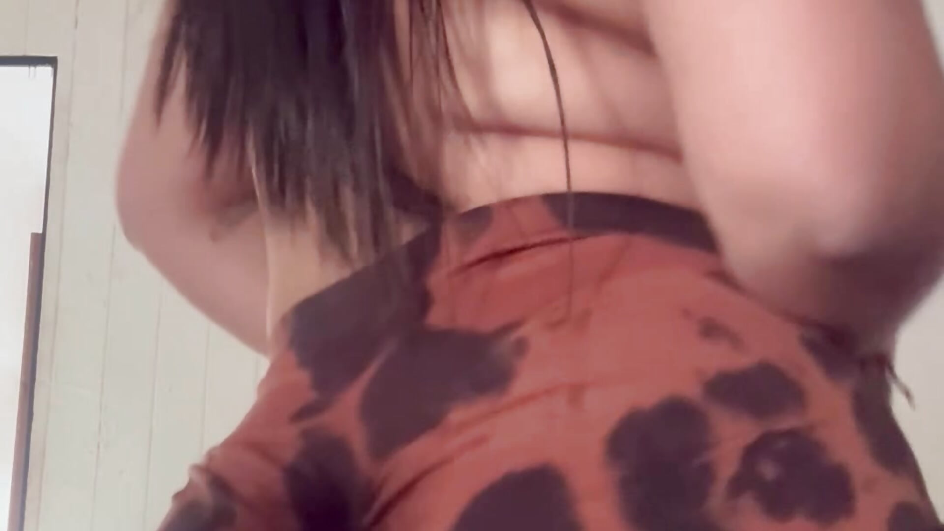 Un poco de mí y masturbación con lush 💦 - video di jimena-m modella di cam