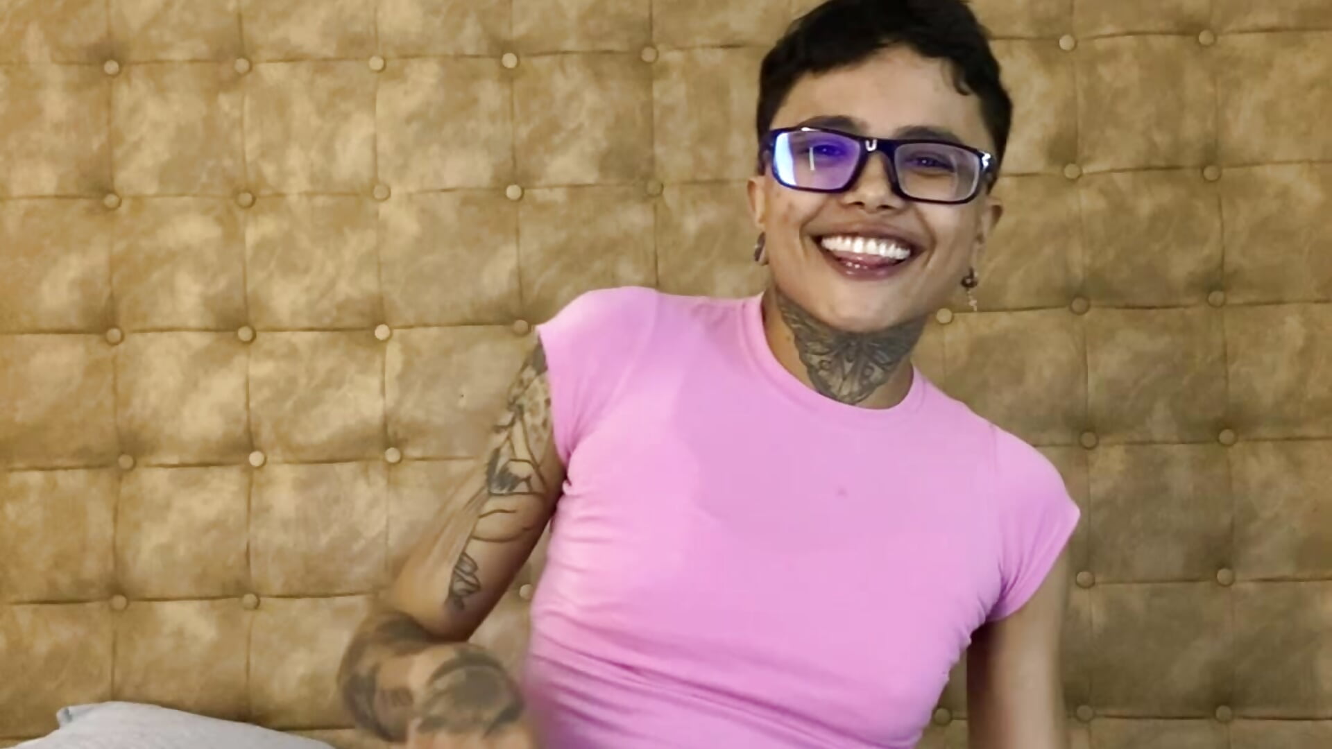A good dance with an excellent attitude to end the day.🤭❤️‍🔥 - video by Antony_D_ossa cam model