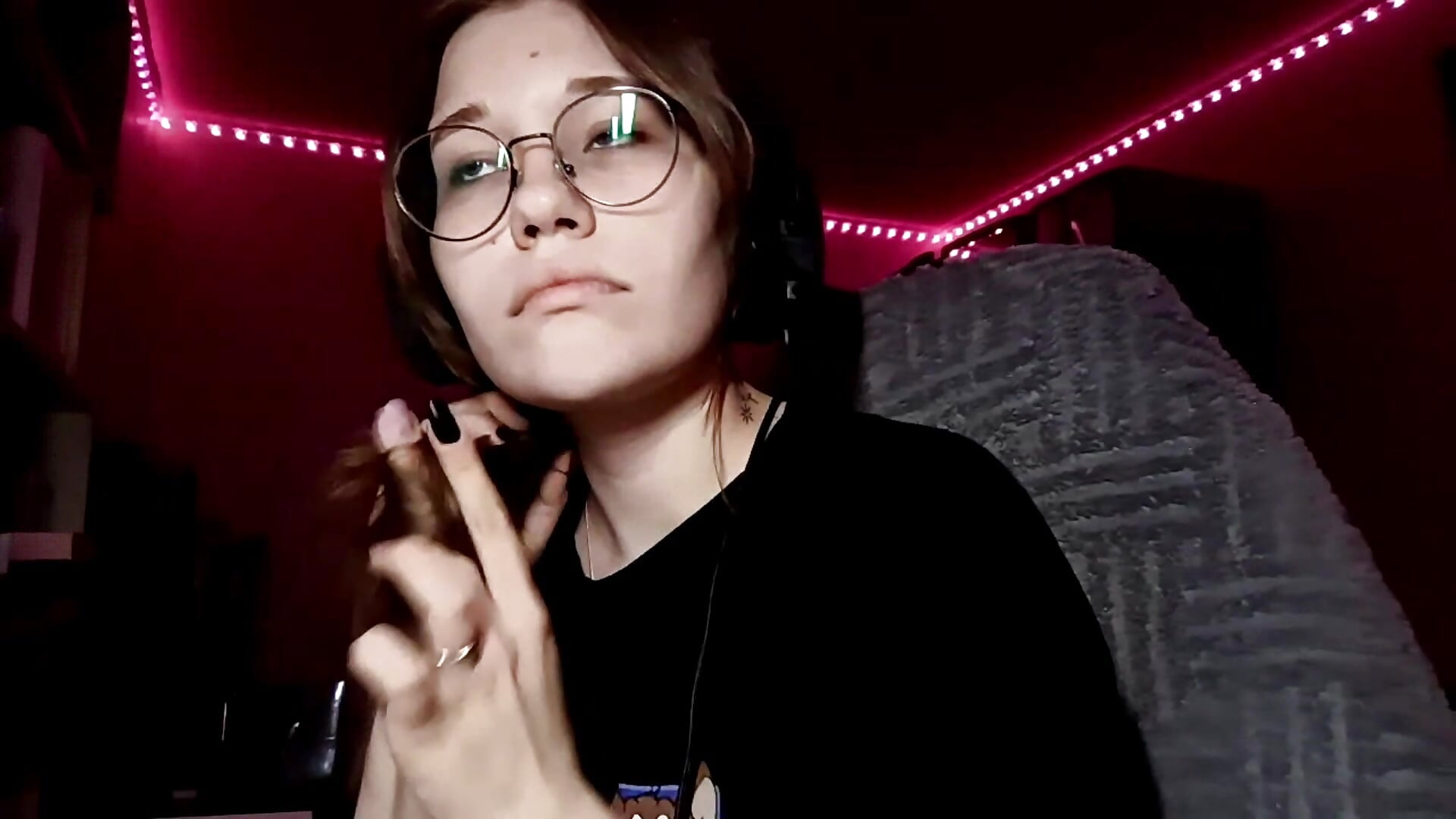 meow^^ - video di MandieBusby modella di cam