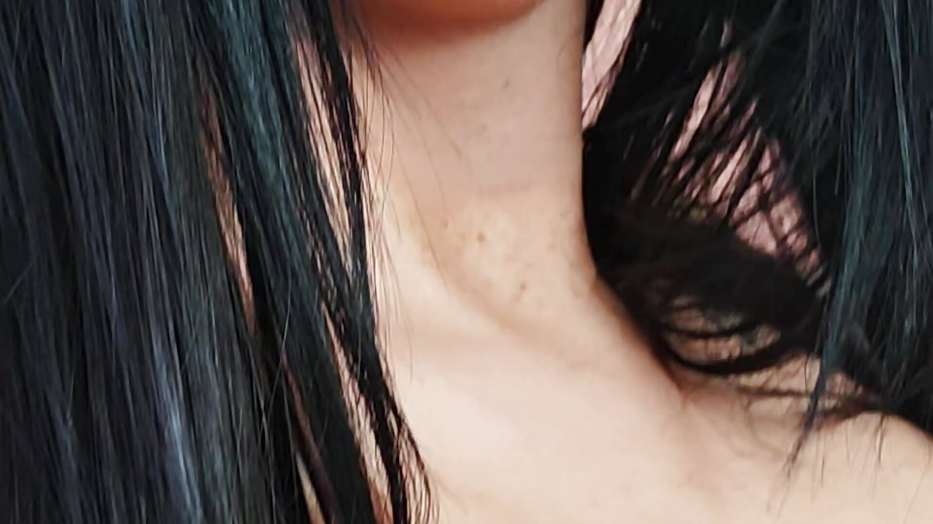 Boobies — filmik AliraNightvale, modela(-lki) na kamerkach