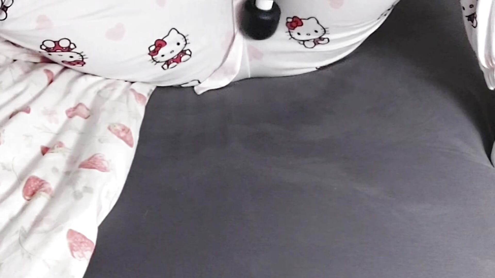 strip myself and masturbate - Video von Katydarkbloom Cam-Model