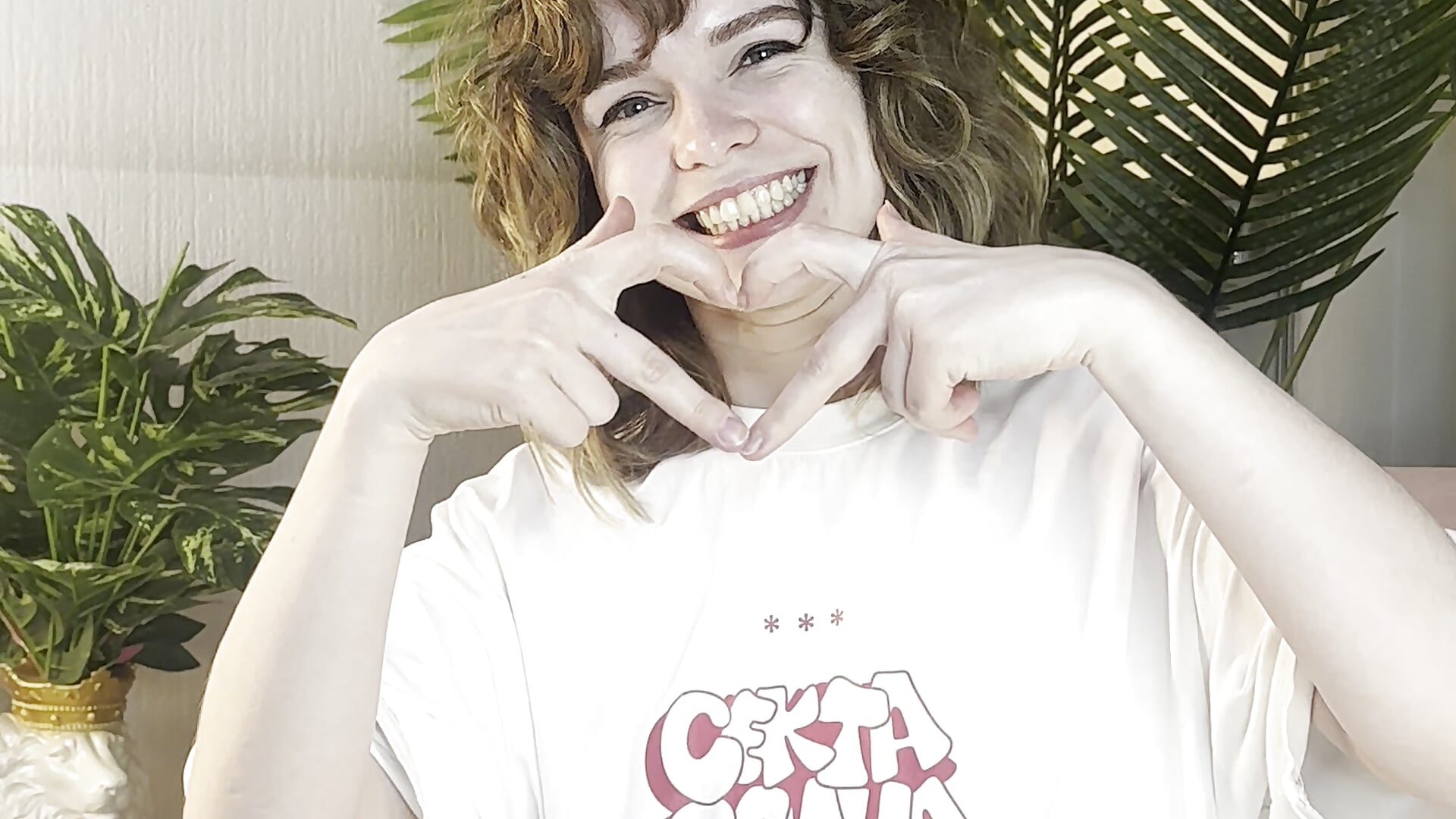 it's me💫 - video di DetraBolen modella di cam