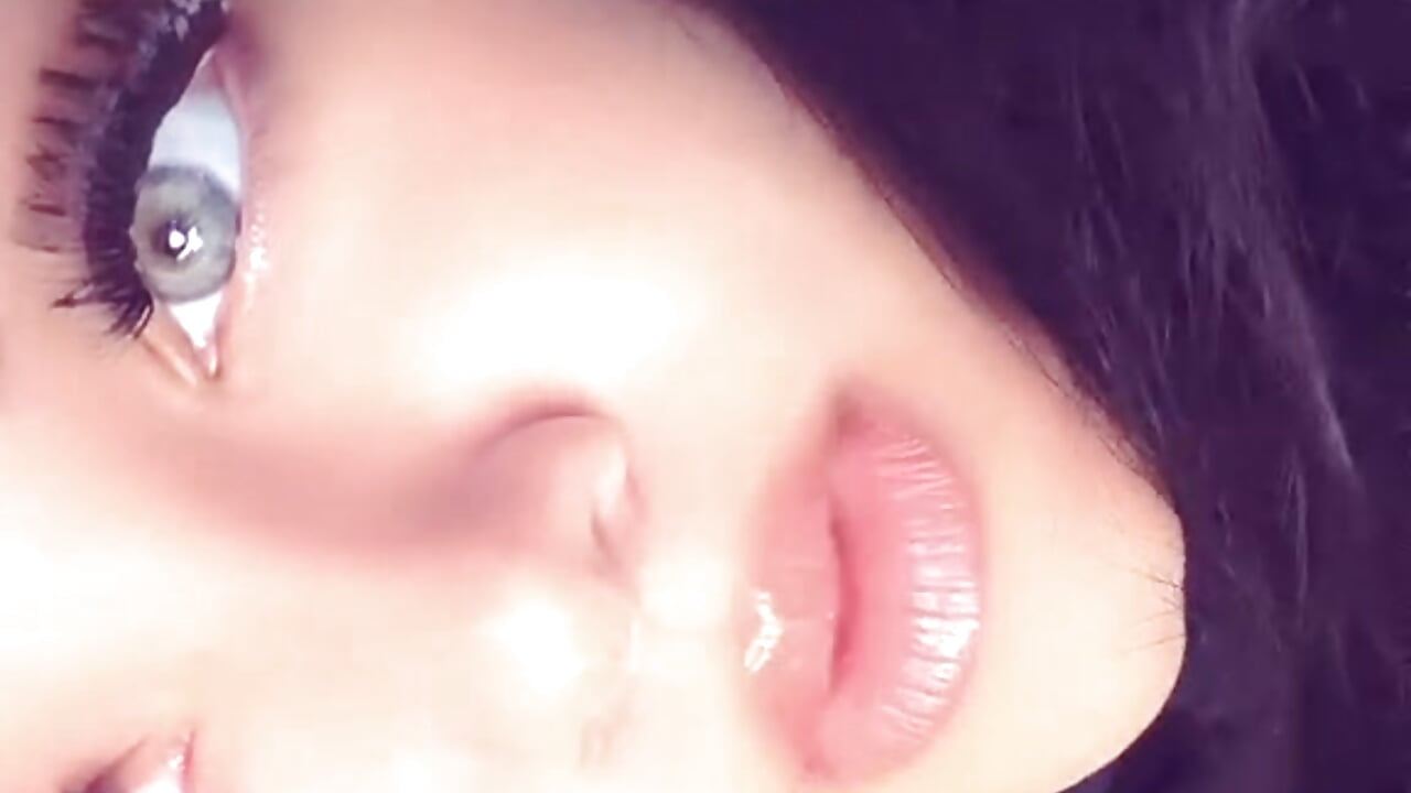 😍 - video by Laurenrose_x cam model