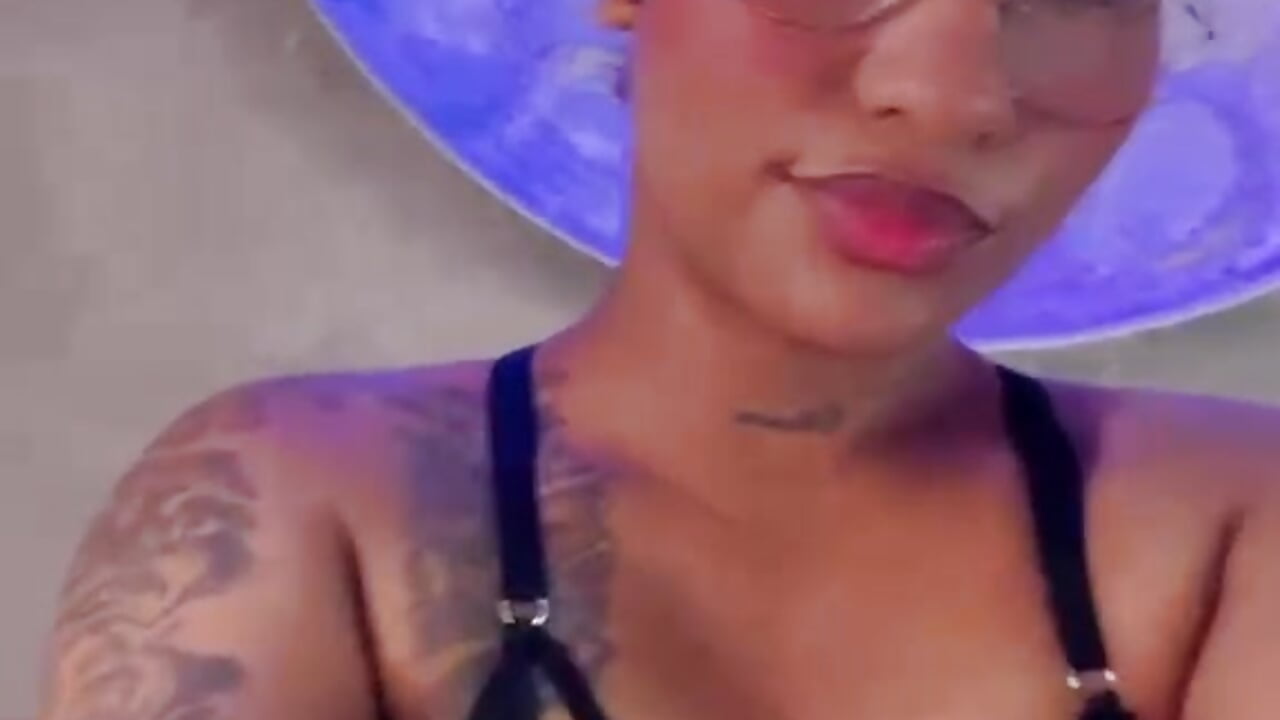 WhatsApp Video 2026-04-27 at 2,06,14 PM - відео від вебкаммоделі Terra_king