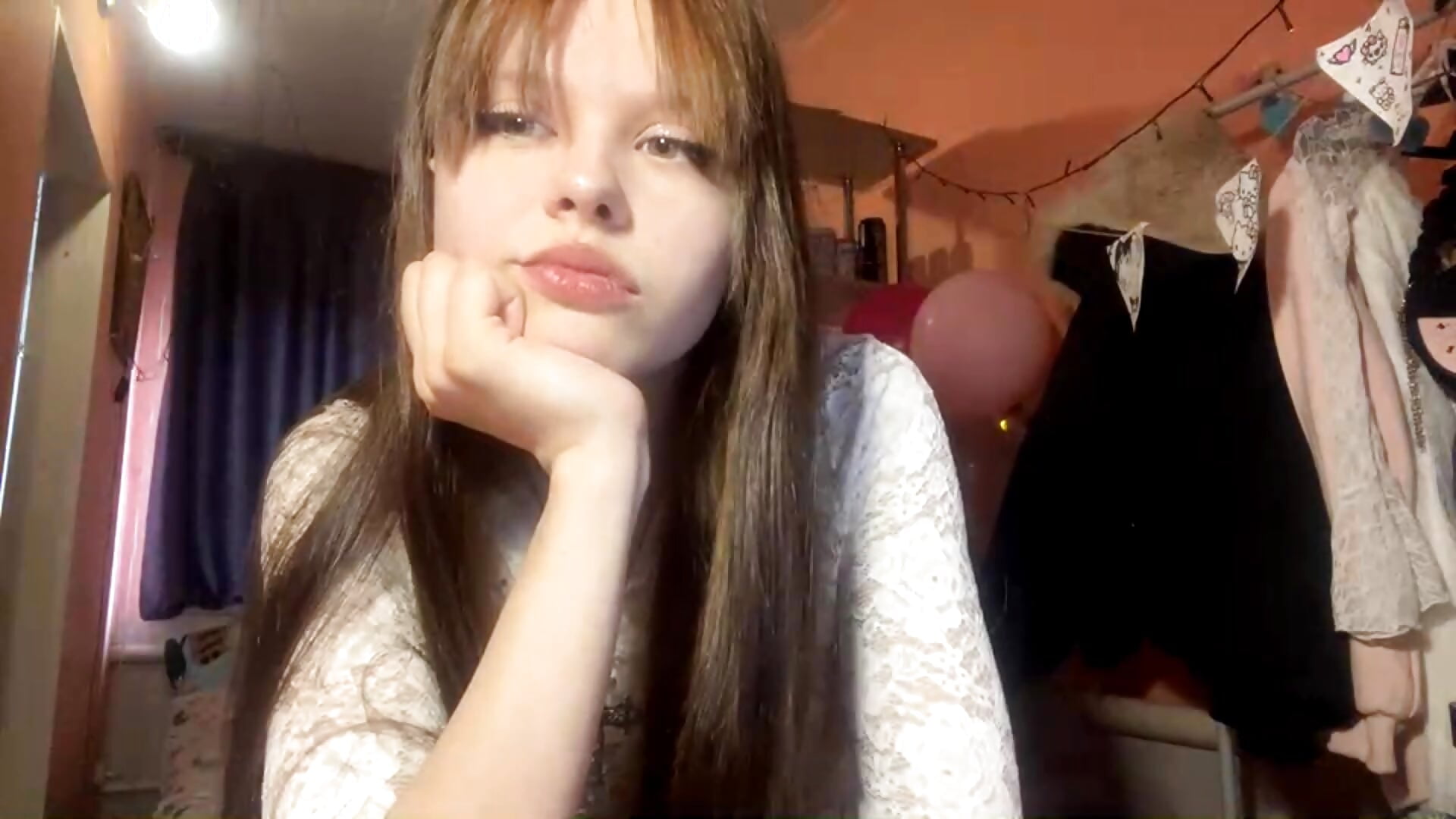 Meee - video di linaloveme modella di cam