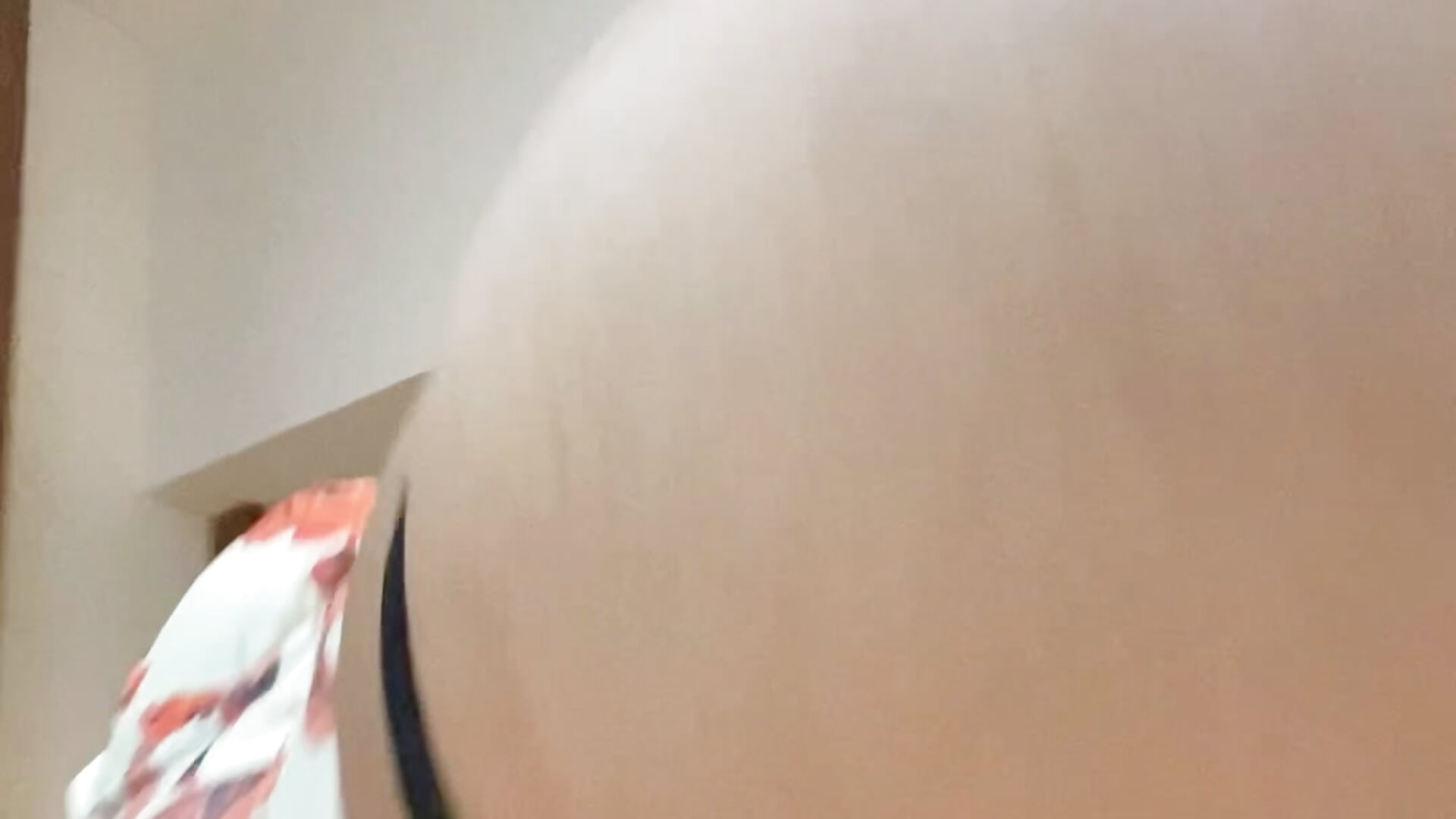 TRY TO DESCONTROL ME - video di Chloefixxx modella di cam