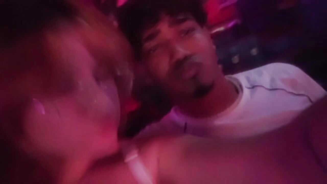 1000161018 - vídeo de ellie_andy07 modelo de câmara