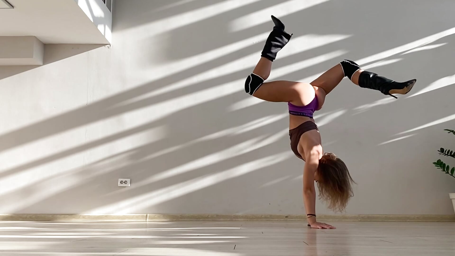 IMG_9486 - vidéo du modèle de showcams Sweeet_Dream