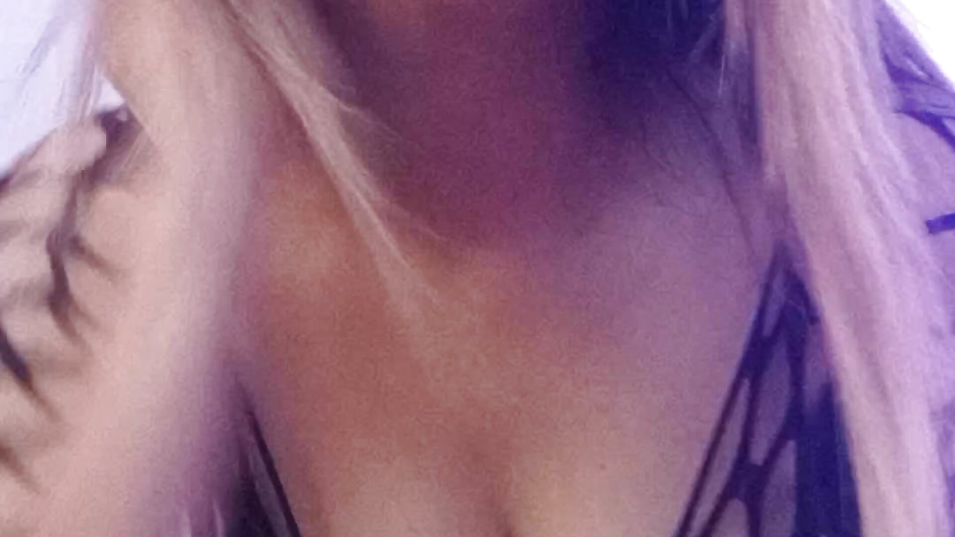 Lust with temptation😏 - video của người mẫu cam cris_milk