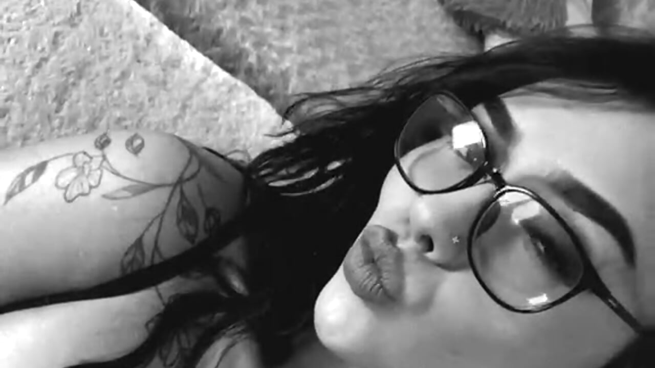 ♥ — filmik safiya_angels, modela(-lki) na kamerkach