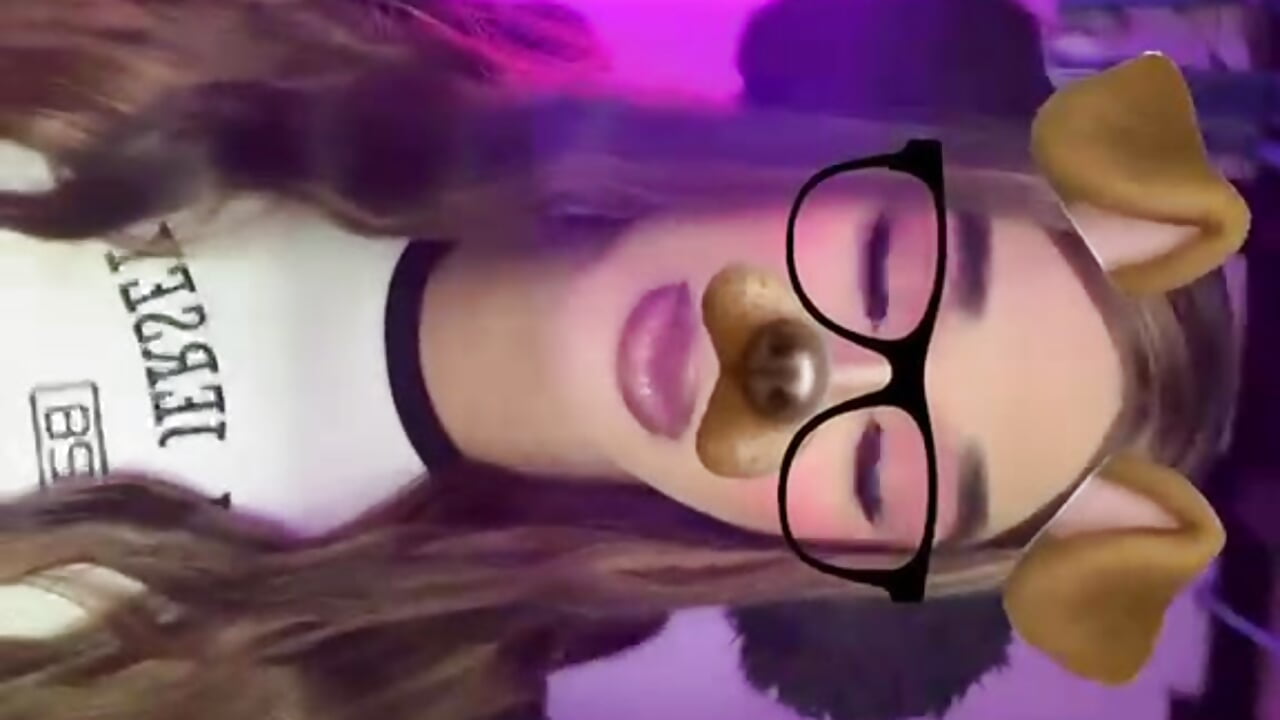 🪼✨ - video by Camila_Vasquezz1 cam model