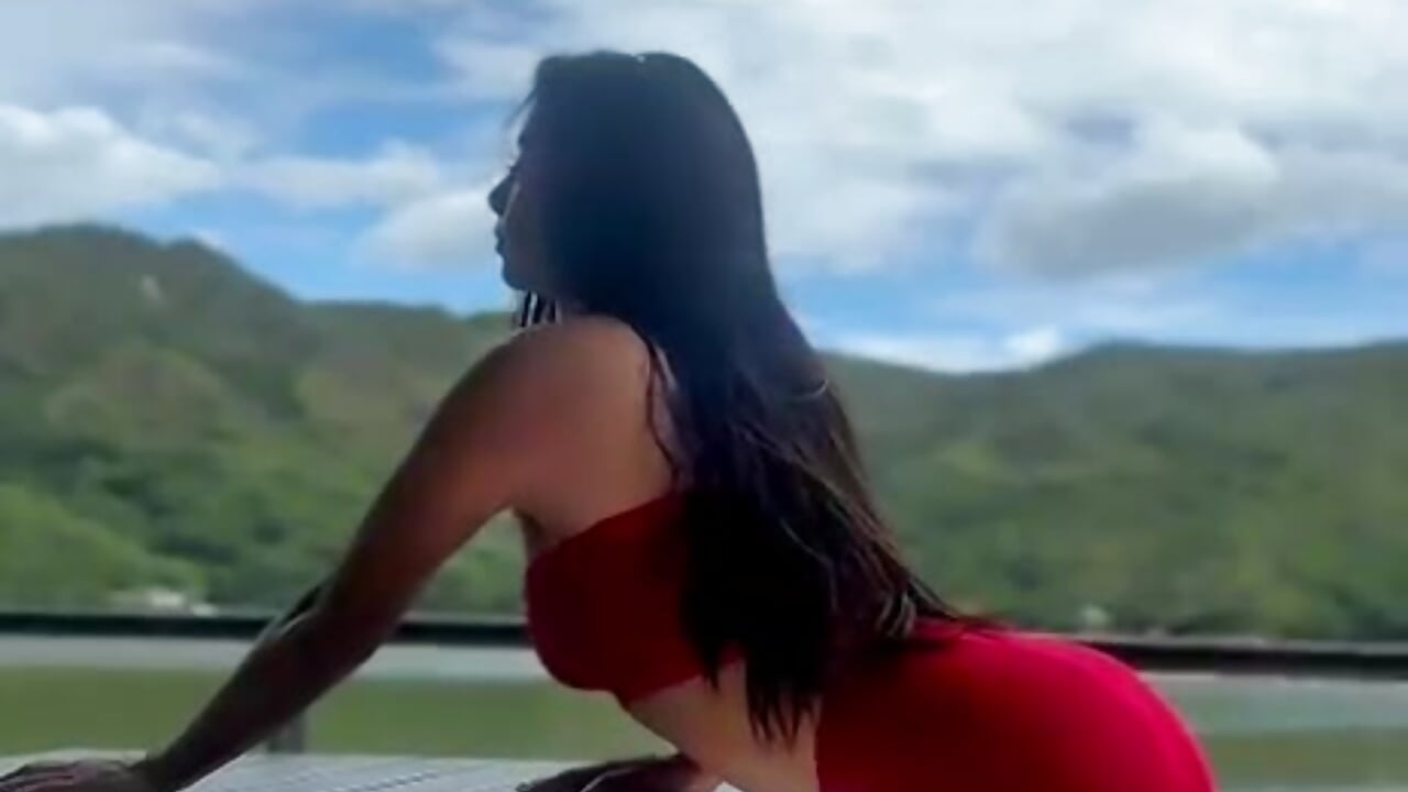 A red dress💋 - video by Missangelina_ cam model