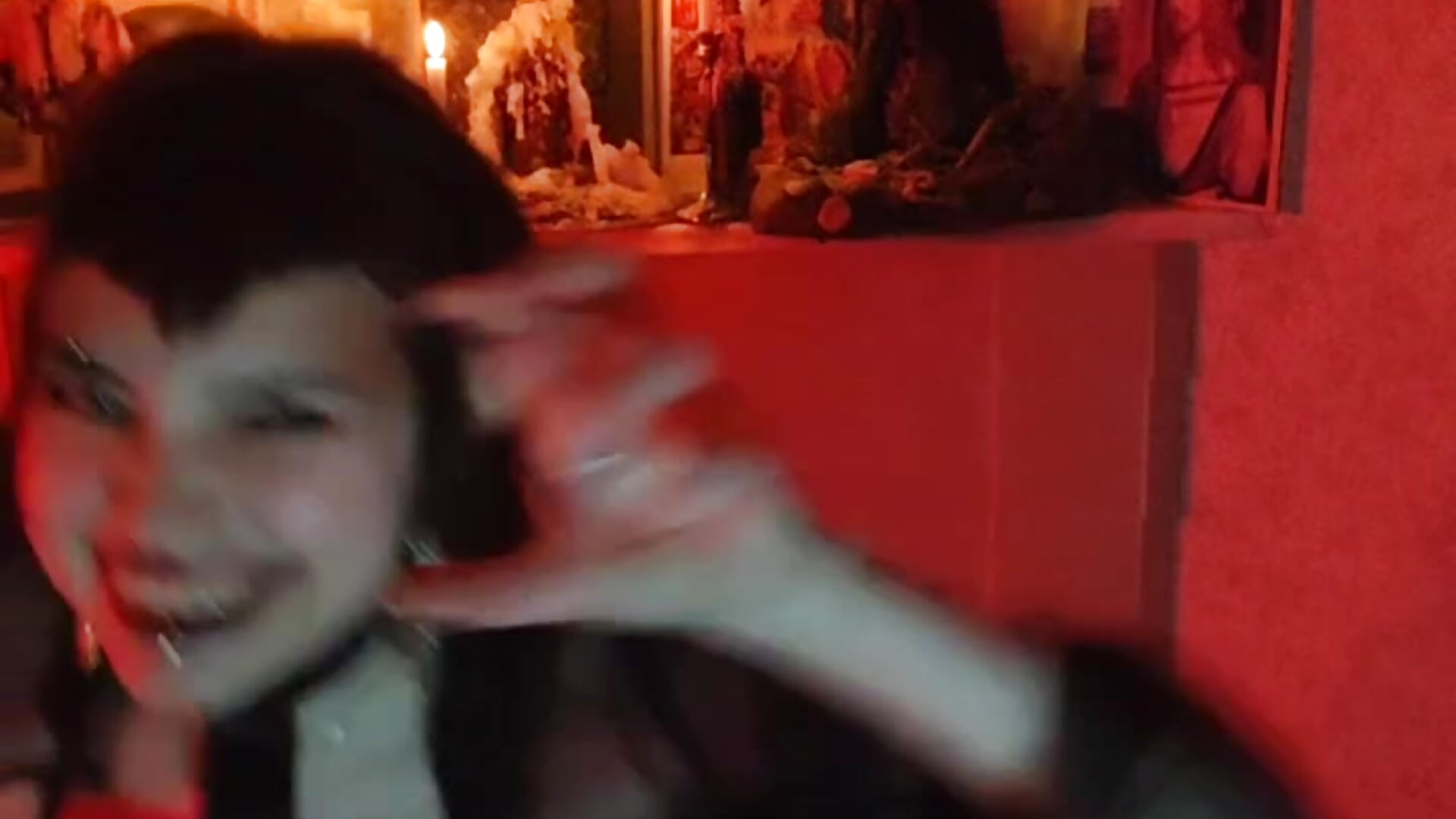 Dangerous - video di DarkFiance modella di cam