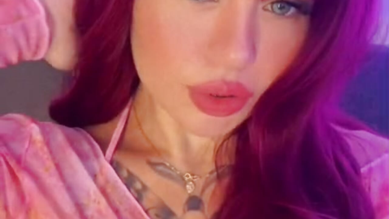 Just Me Domino - ক্যাম মডেল Domiino_-এর ভিডিও