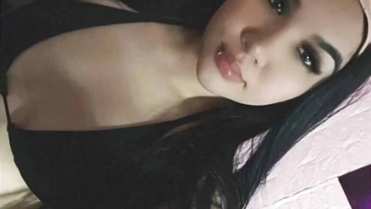 ♥ – видео вебкам-модели liaknoxx