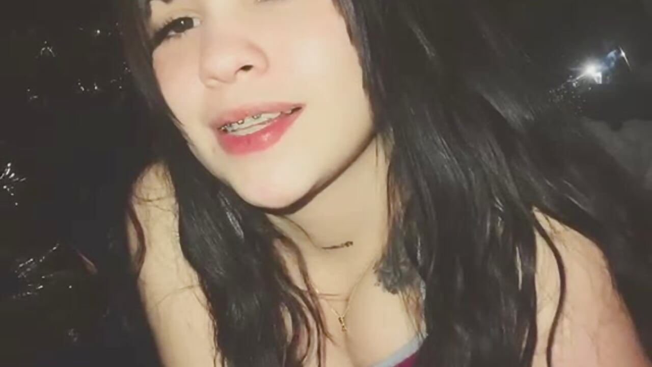 welcome to my room - video by angelina_77 cam model