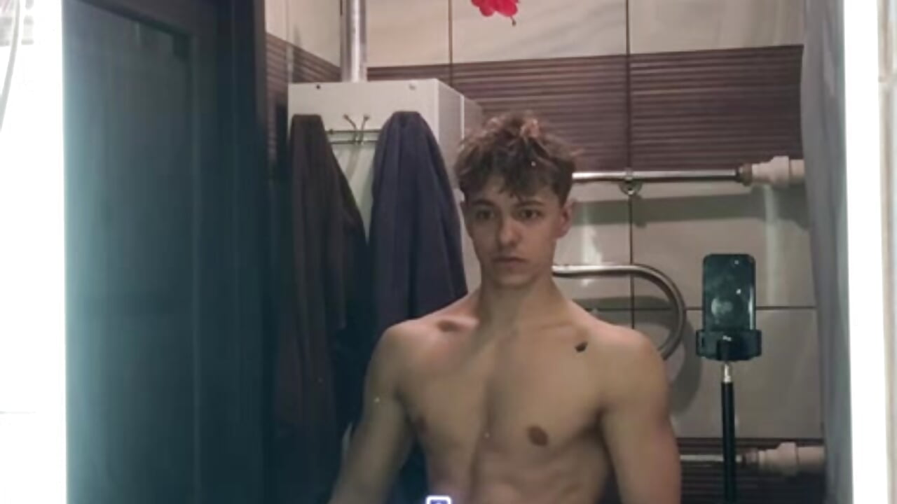 video_2026-04-21_22-09-43 - відео від вебкаммоделі prince_nik