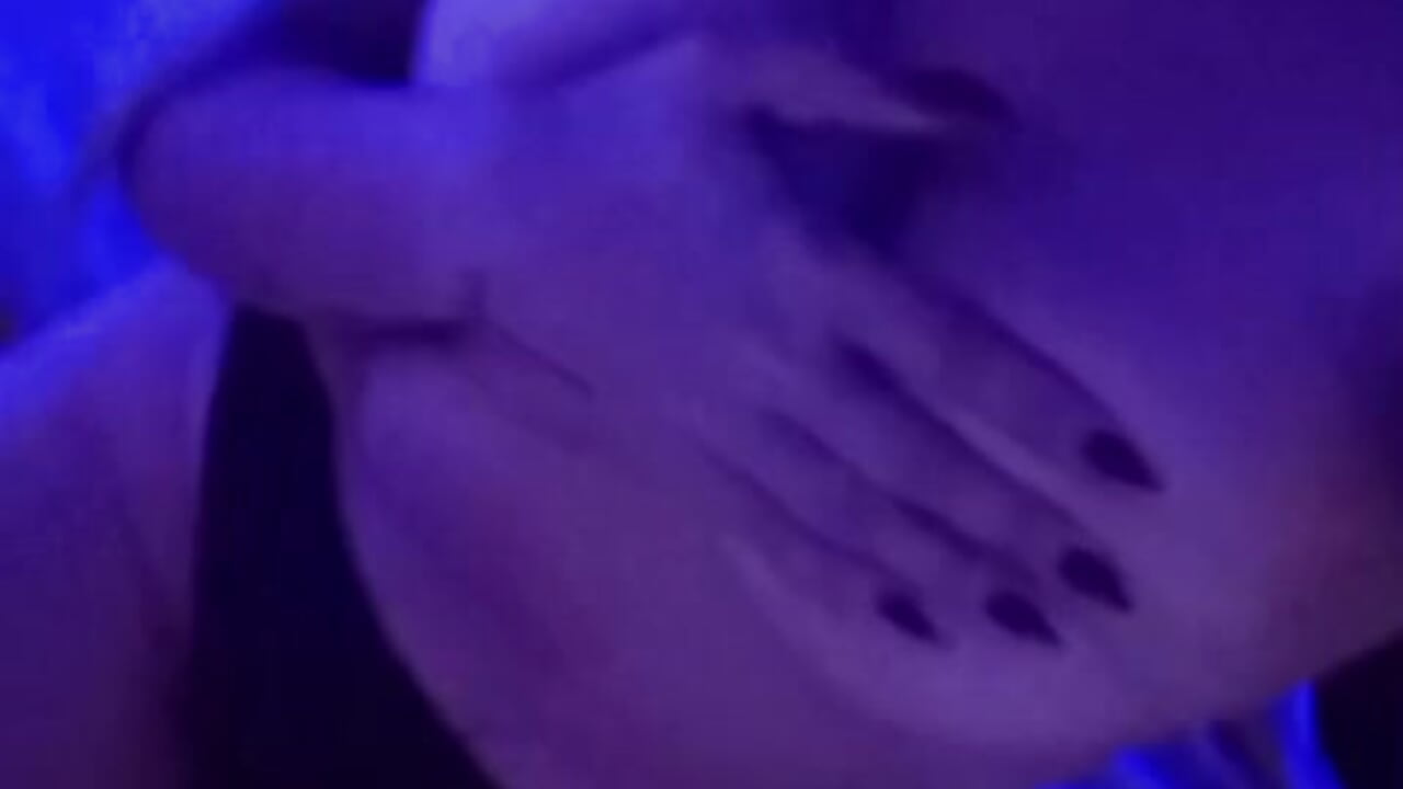 Little Seduction para mi chicos - video by Busty_lizelle cam model