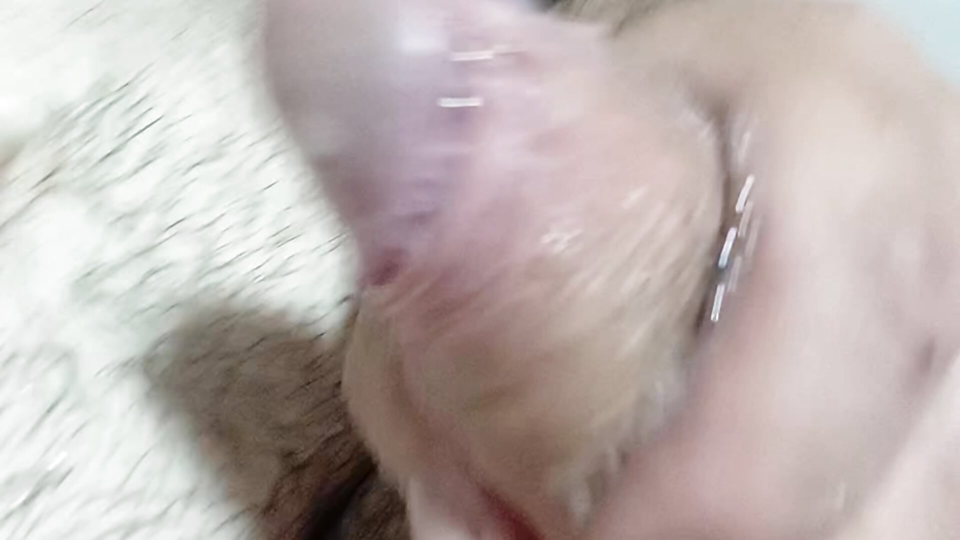 1000018956 – video od webkamerové modelky yuyukyler