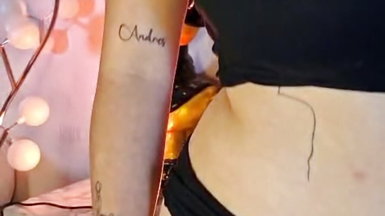 beautiful tattoos, discover them all  💕 - vídeo de HoneyHipss modelo de câmara