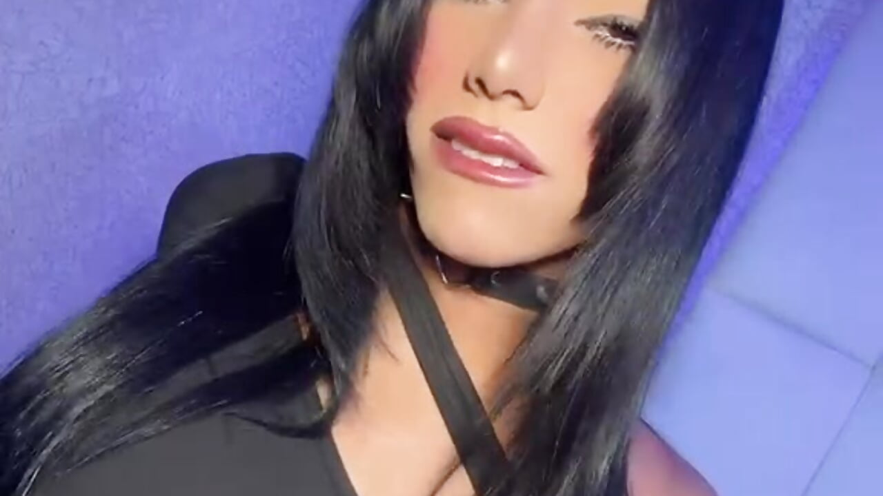 I'm so hot - video by CALLMEATENEA cam model