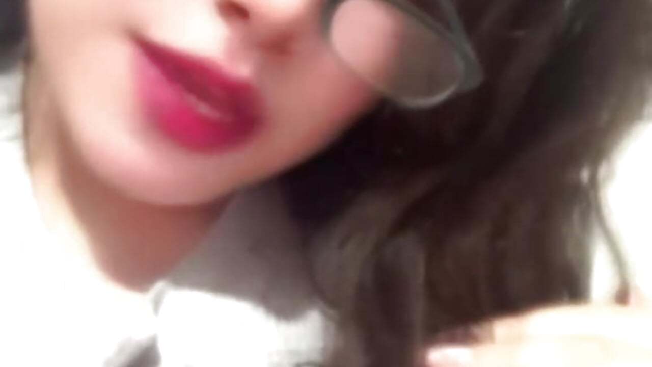 Perla - video oleh model kamera perla_cambel