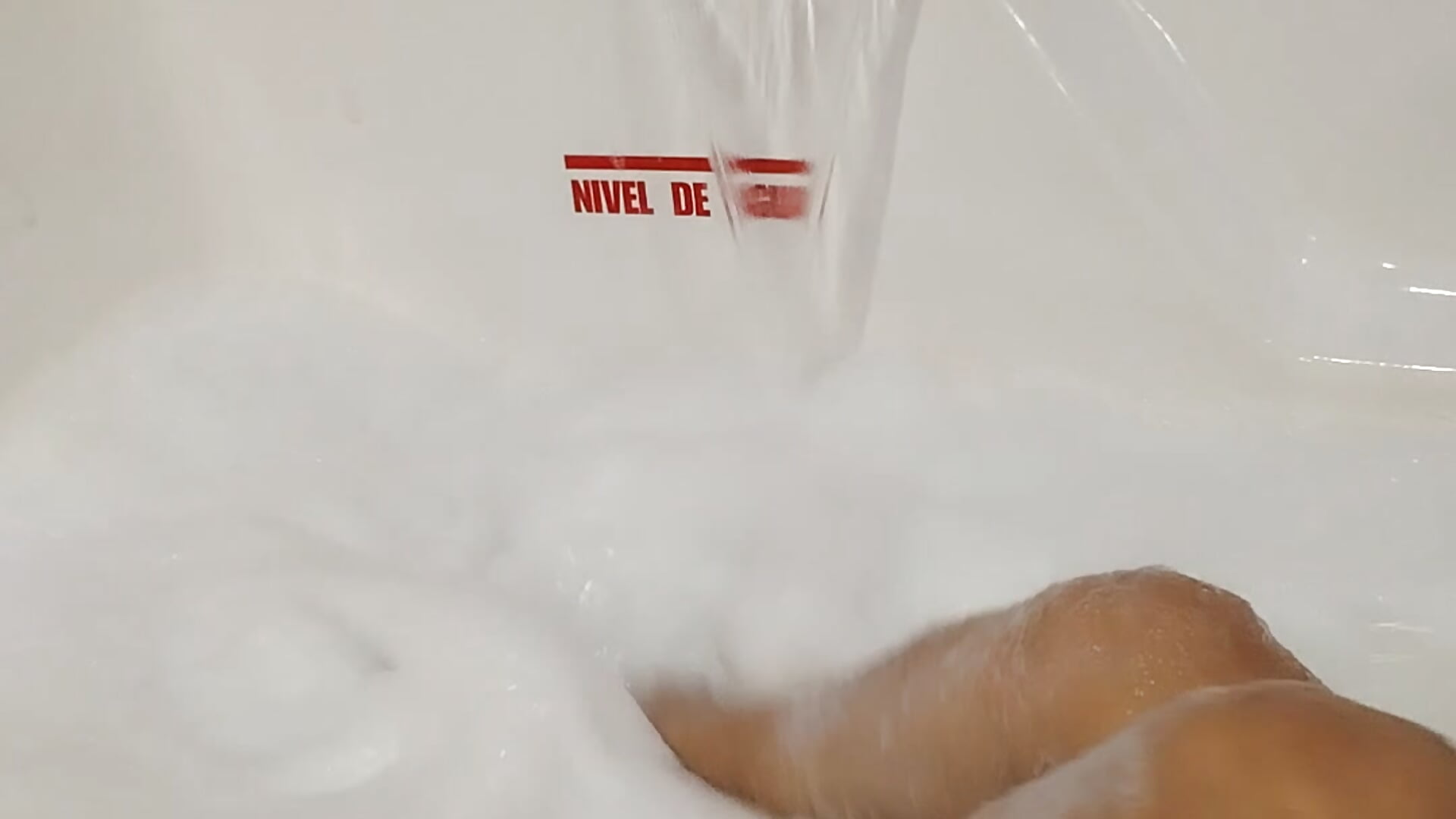 bañera - vidéo du modèle de showcams MilianiCourset