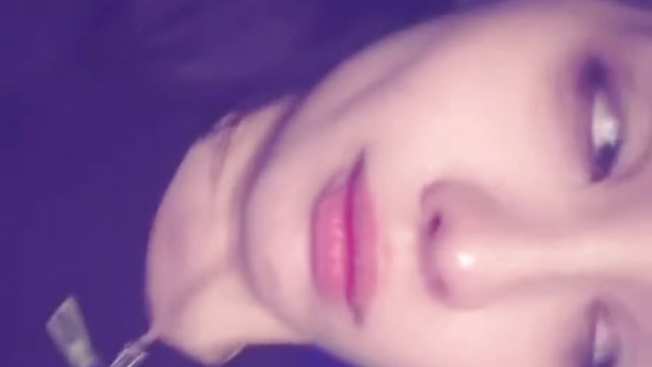 My long hair - video by Sindel_Meby cam model