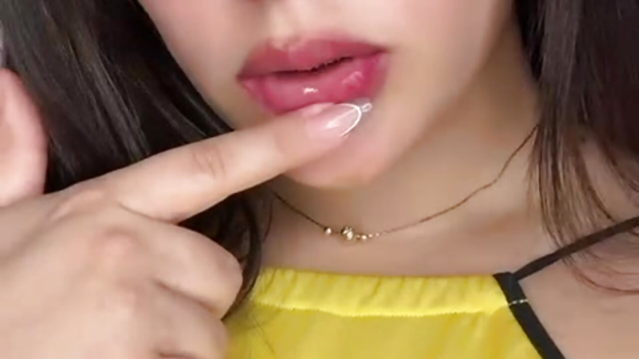 Kisses!🔥 – video modela na kameri Ivonny_Goldie