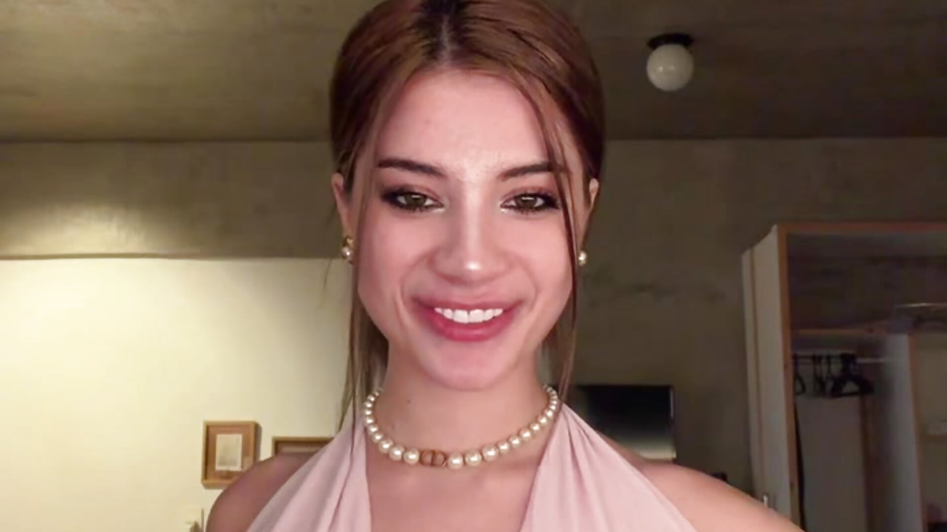 Let’s dance 💕 – video od webkamerové modelky stuirta