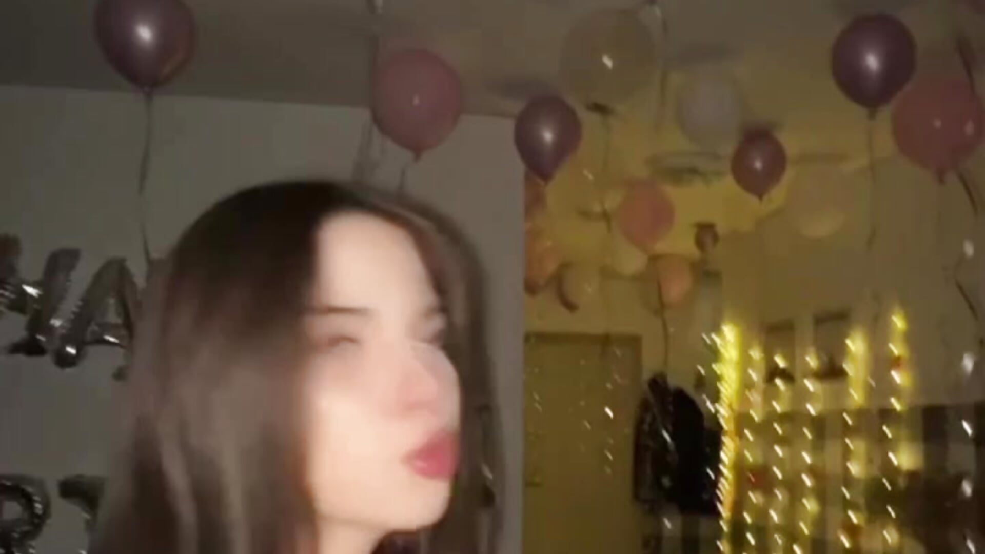 just me♥ - video by JoellaGrode cam model