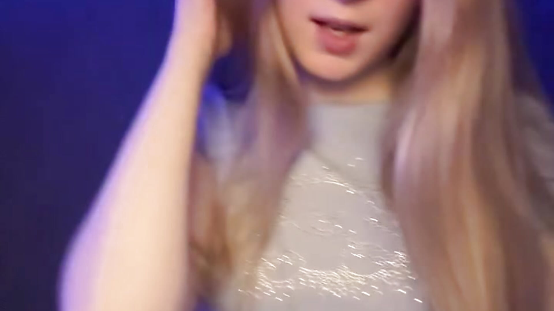 1 - відео від вебкаммоделі vivi_bo