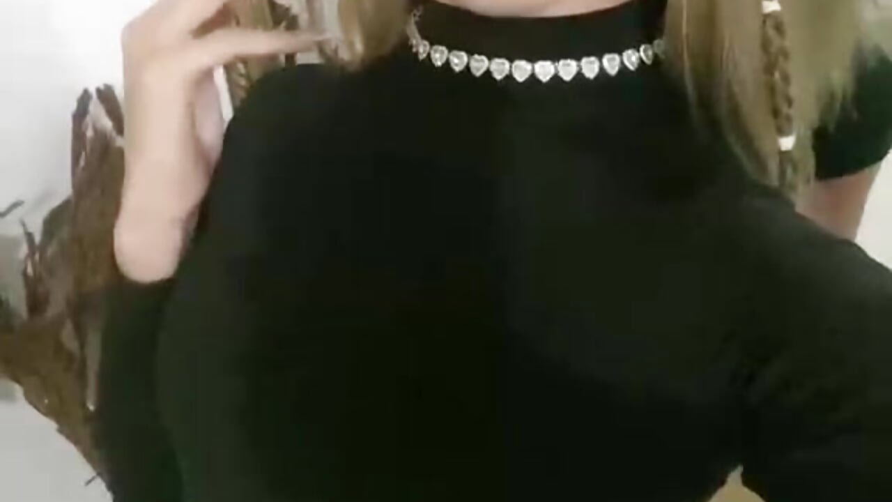 ❤️❤️❤️ - video by melanny_watsonn cam model