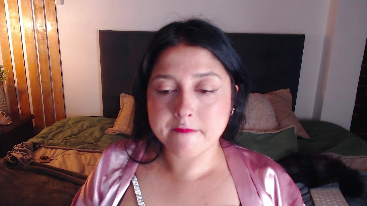 my piercing!! – video af leia_hot_ cam-model