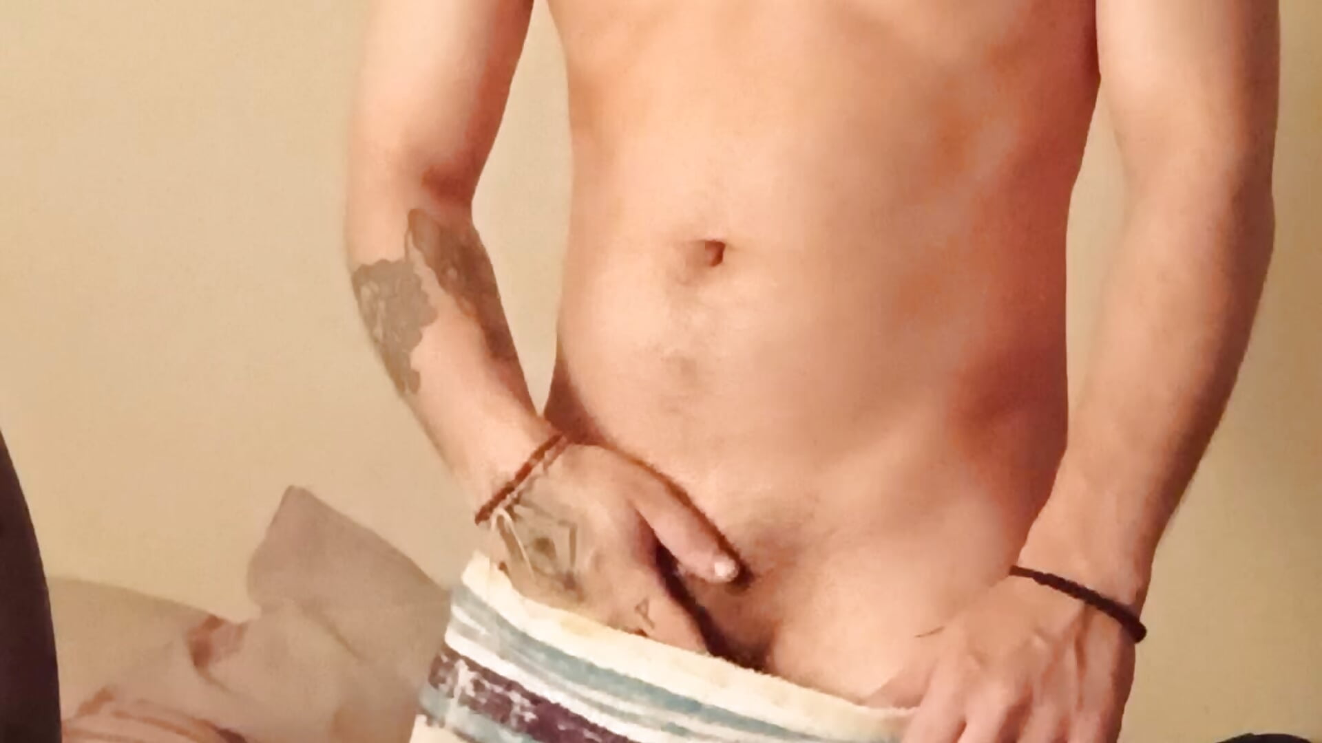 Steven_Nut kamerás modell  3019. kiemelt videója