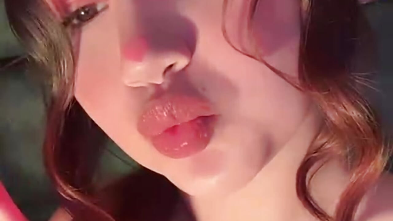👄 - video by TaliaSkyx21 cam model