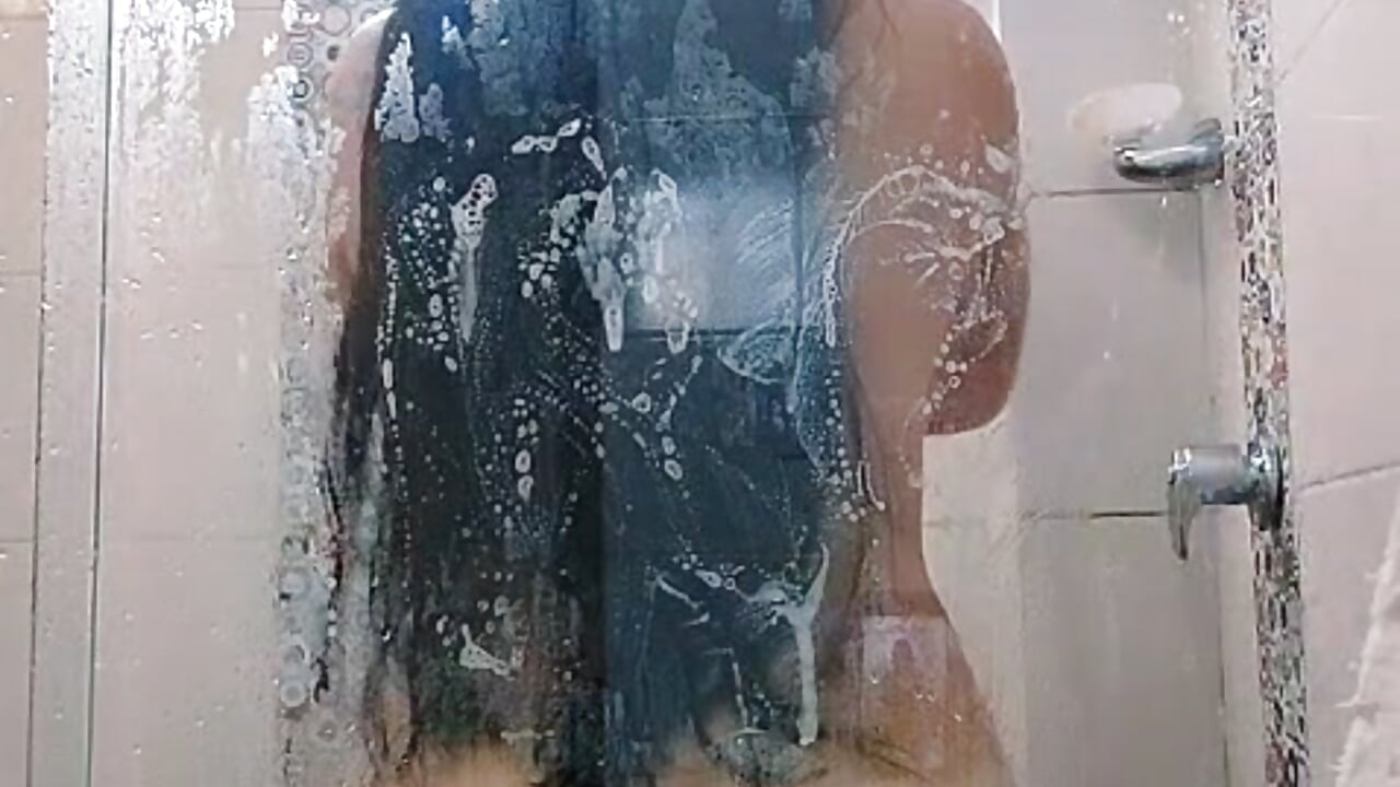 🛁 - video by Angyy_X cam model