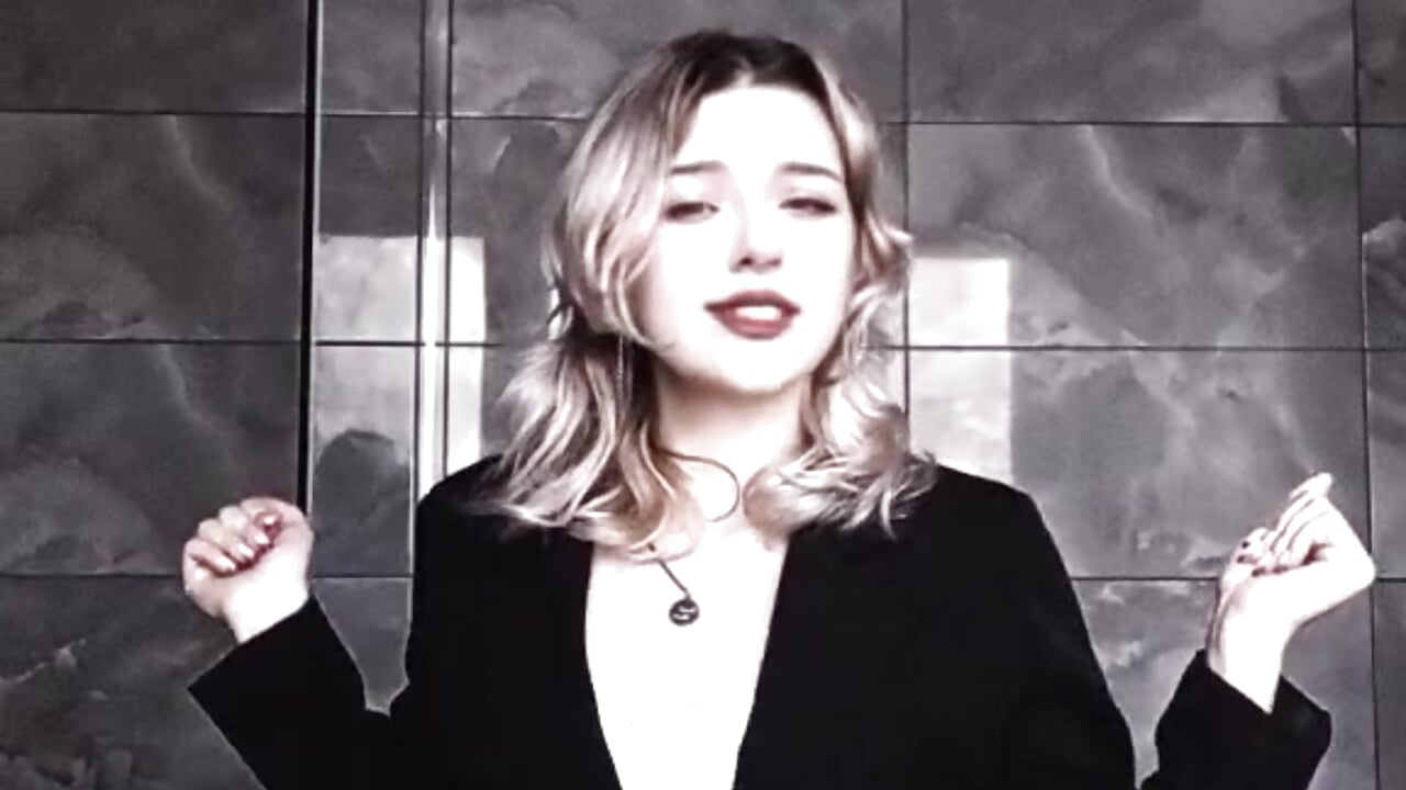 I'm very hot - video di NastyOsche modella di cam