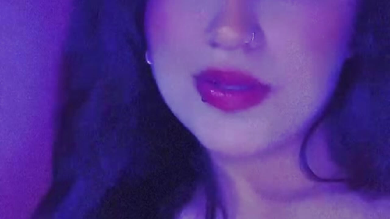 Sexy Mia – видео вебкам-модели Mia_Collins_21