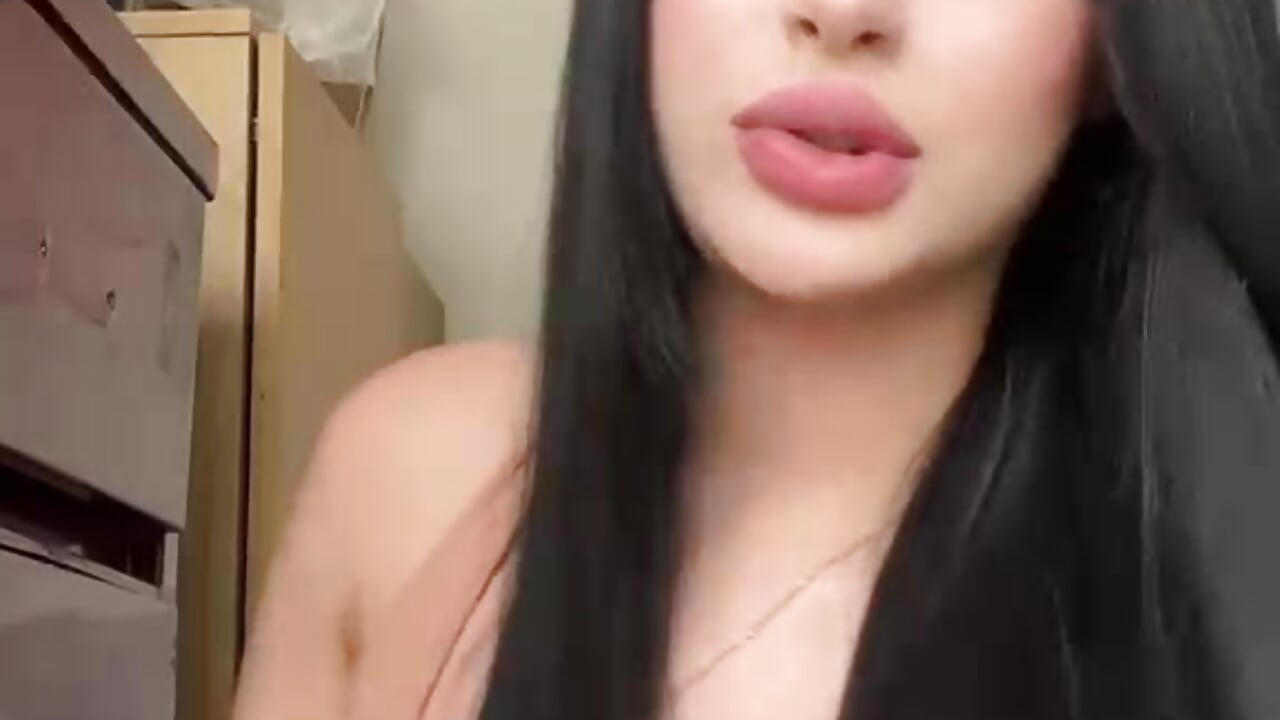 Looking so sexy 🥺 - vídeo de cherry_love_0 modelo de câmara