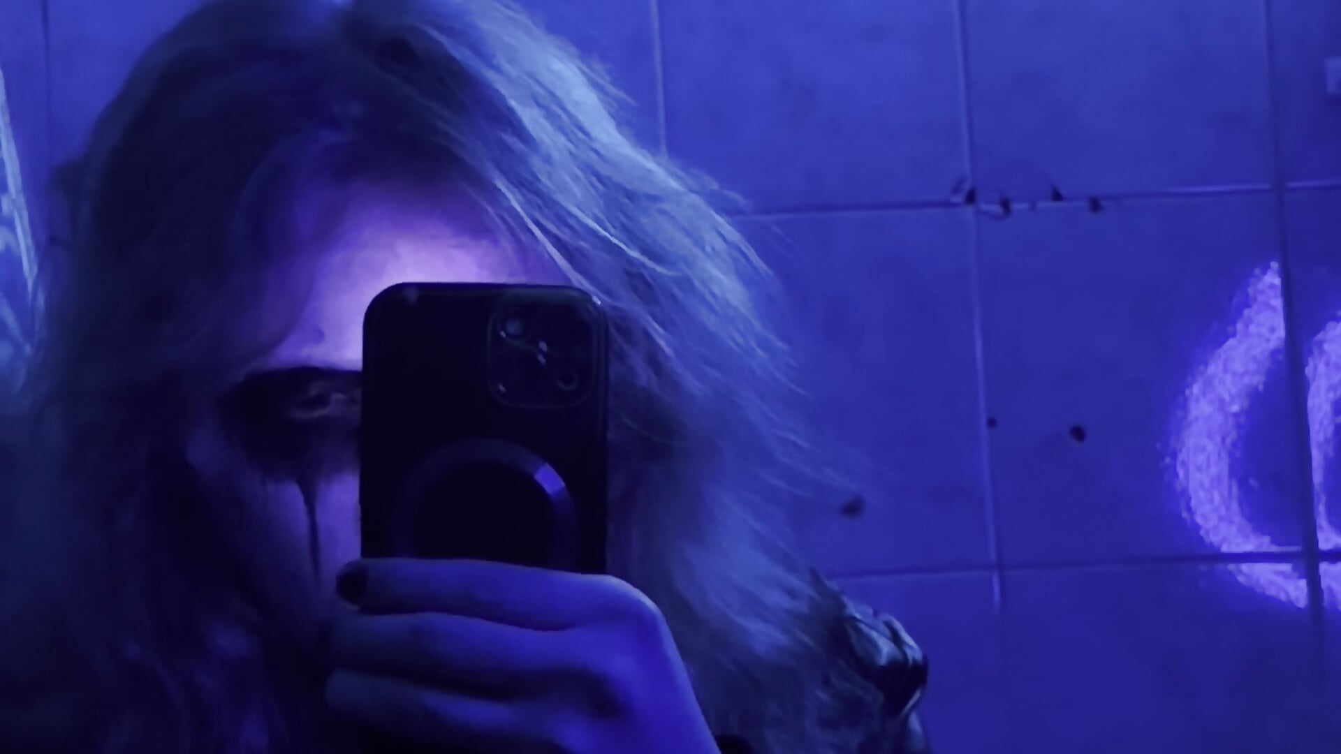 Hallo – video od Jinnbooky