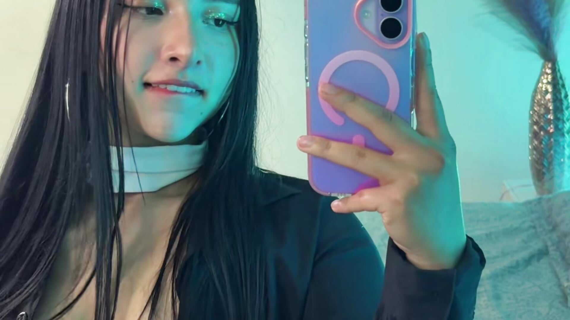 Rpvoke me 🥵🥵 – video od webkamerové modelky EmmyCastillo