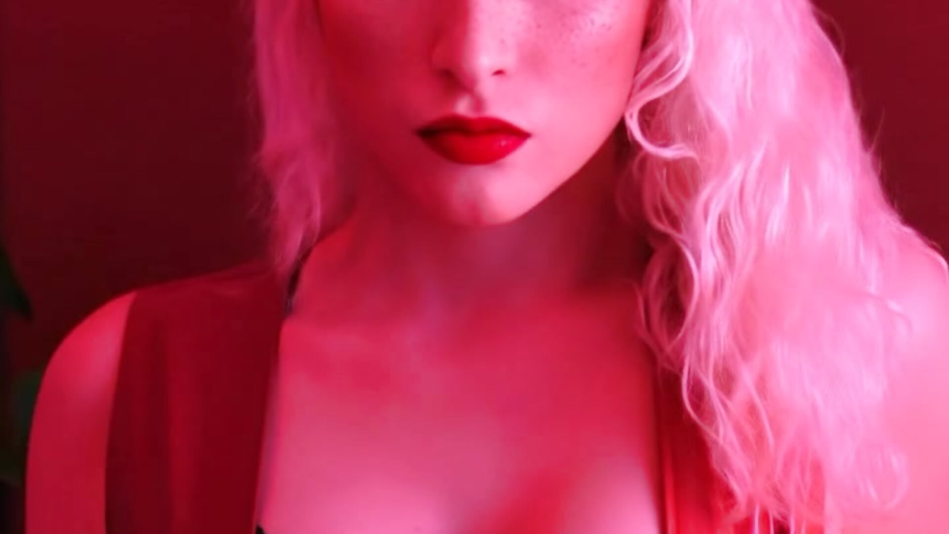 Madame_Blonde