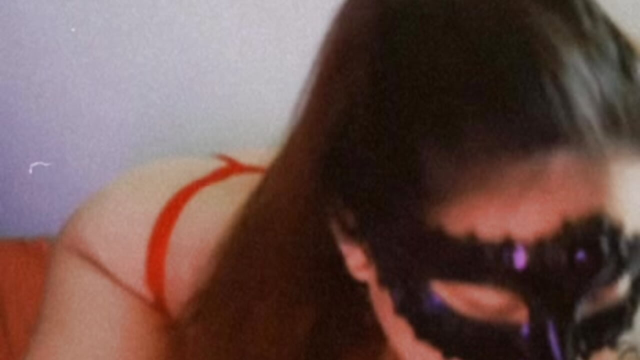 Just imagining I'm sucking your cock 😏💋 - video by Jessica_HW2133 cam model