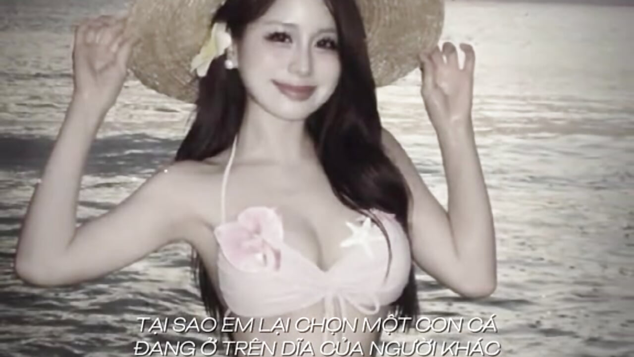 v14044g50000d6run77og65rvveqop90 - video by Alluring_woman cam model